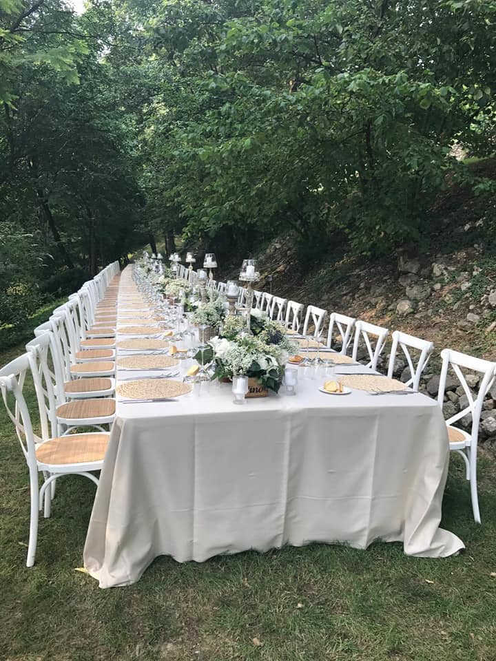 tavola-matrimonio-in-giardino.jpg